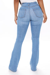 Here To Stay Flare Jeans - Medium Blue Wash Ins Street