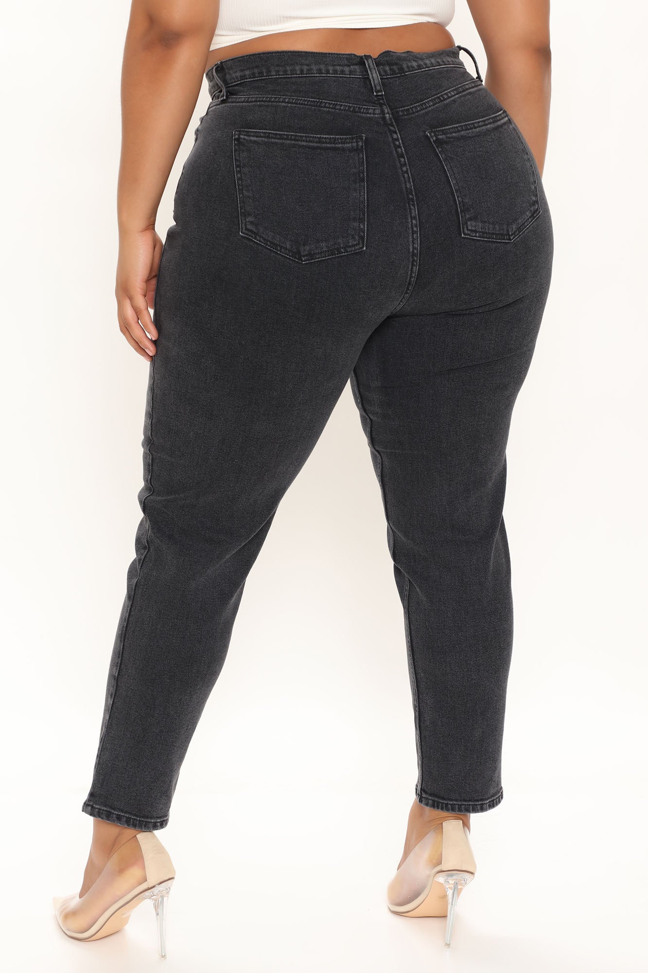 Very Special High Rise Mom Jeans - Black Ins Street