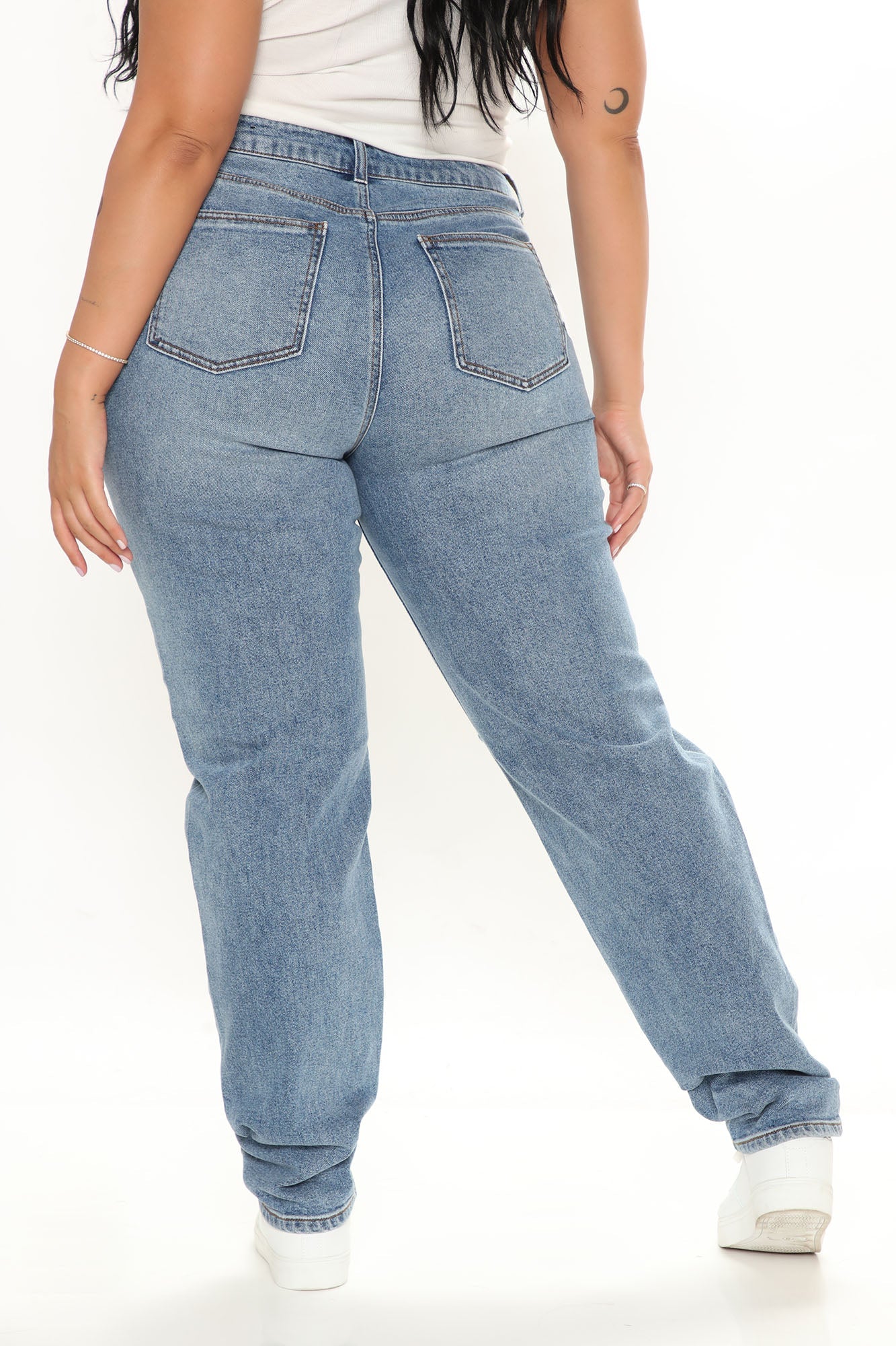 Beat You To It Straight Leg Jeans - Medium Blue Wash Ins Street