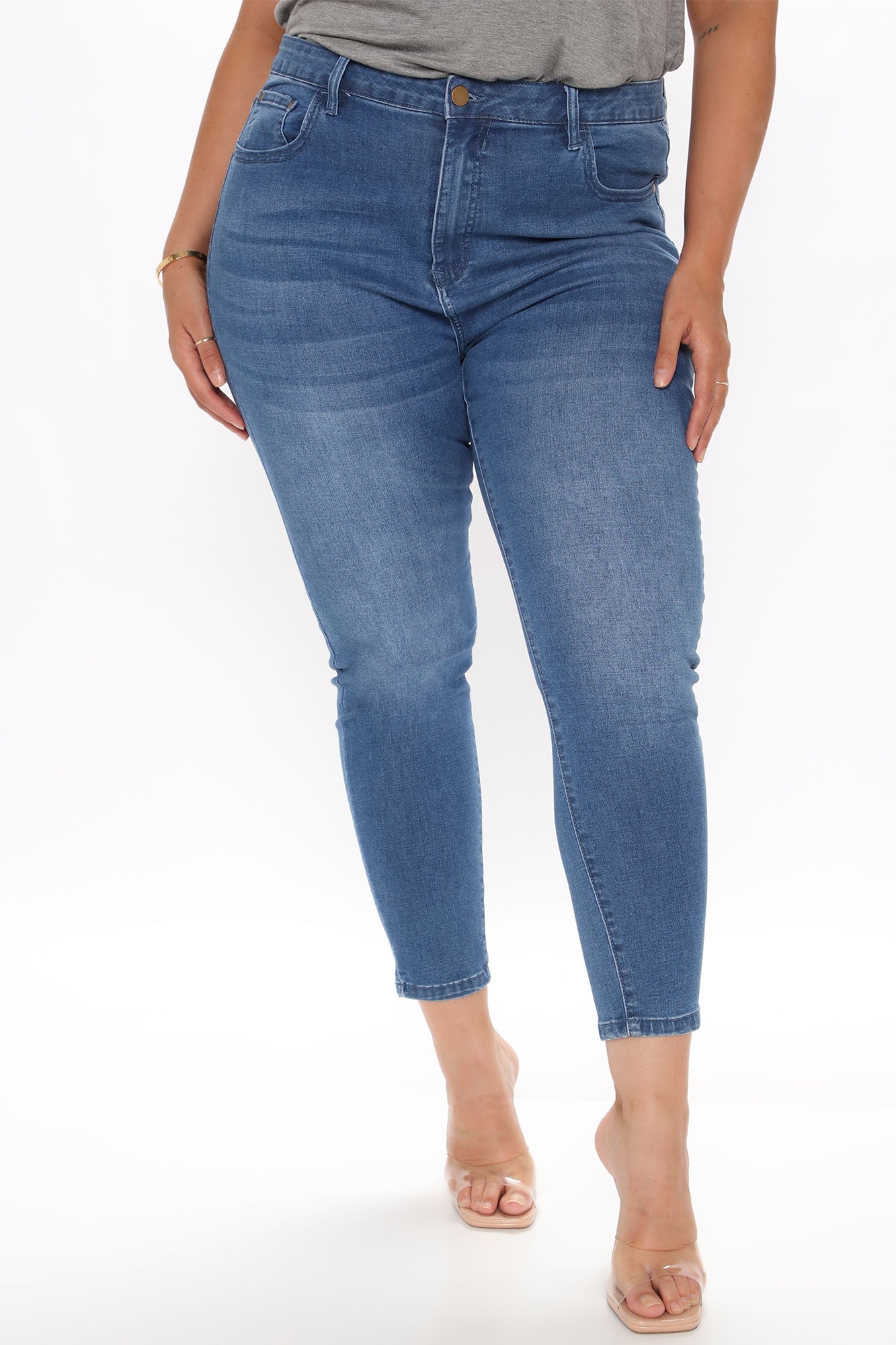 Maya Classic Skinny Jeans - Medium Blue Wash Ins Street