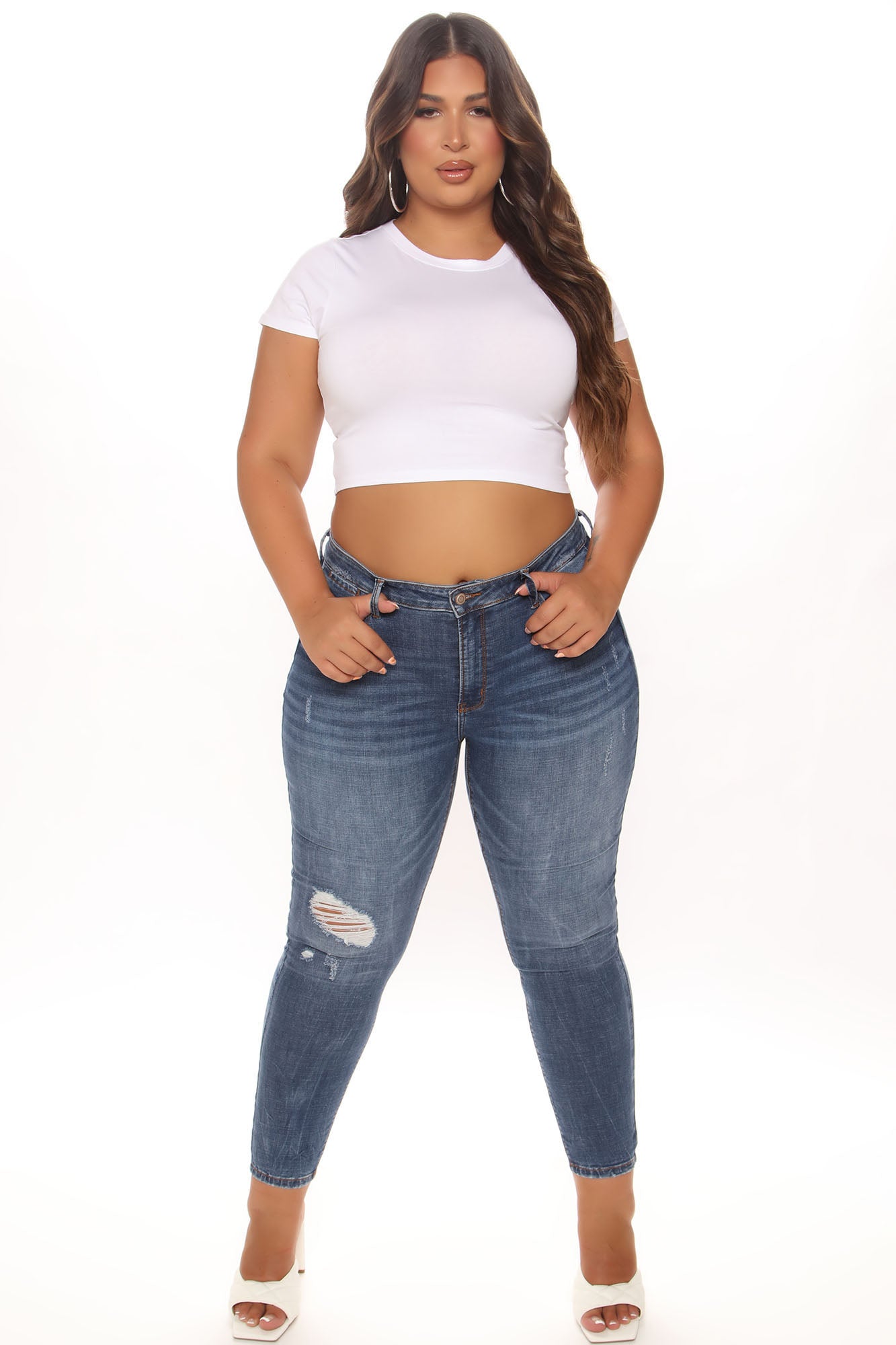 Always Lookin' Good Distressed Stretch Skinny Jeans - Dark Wash Ins Street