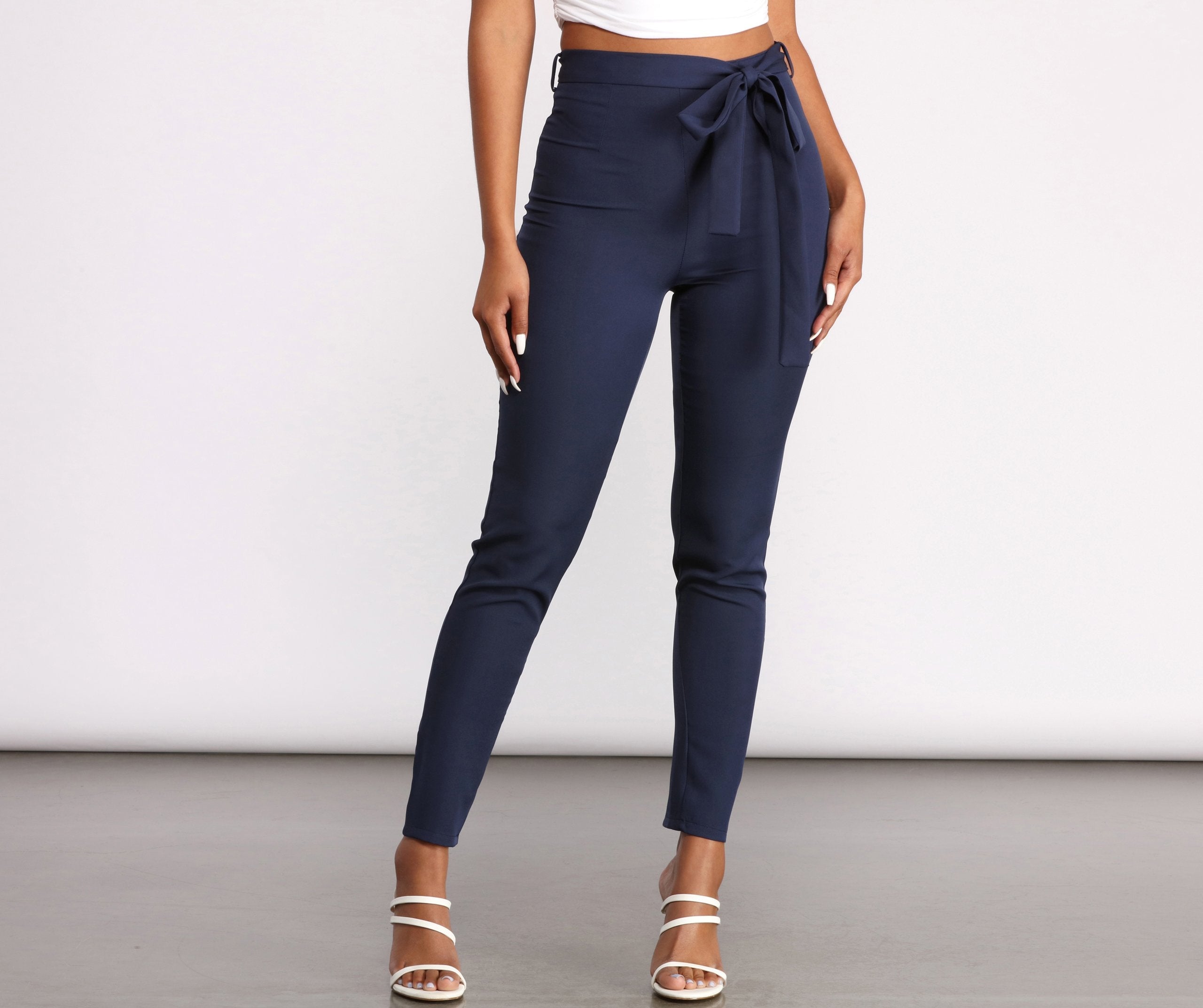 High Rise Tie Waist Tapered Pants insstreet