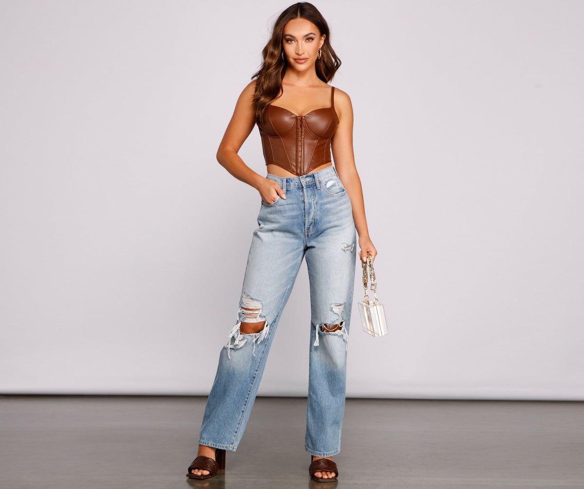 High-Rise Destructed Boyfriend Jeans insstreet