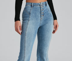 High-Rise Flared Straight-Leg Jeans insstreet