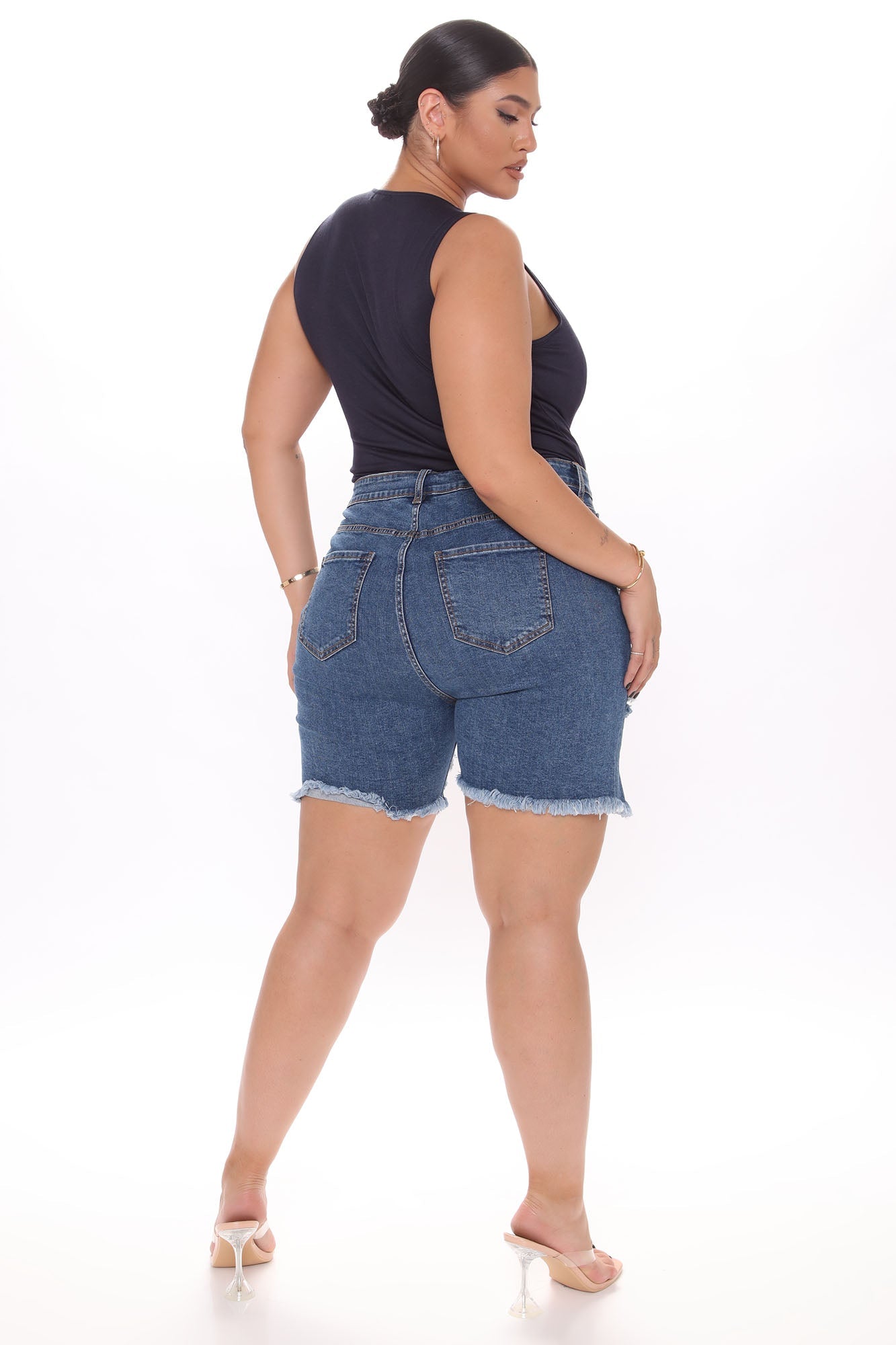 Whitney Bermuda Shorts - Medium Wash Ins Street