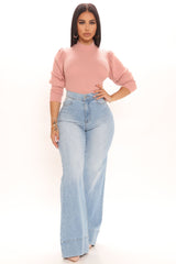 Fifth Avenue Stretch Wide Leg Trouser Jeans - Light Blue Wash Ins Street