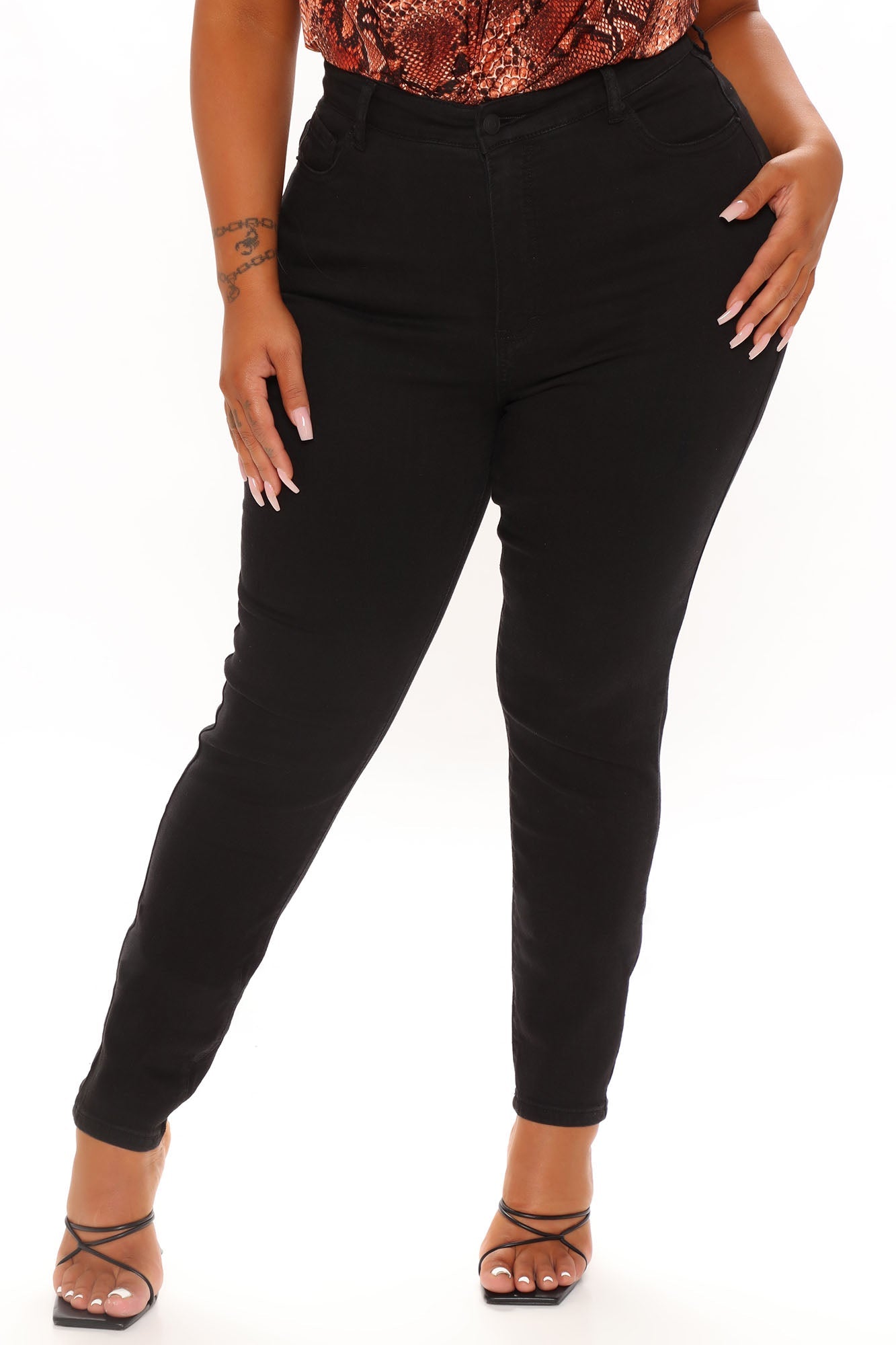Party Babe Smoothing Stretch Skinny Jeans - Black Ins Street