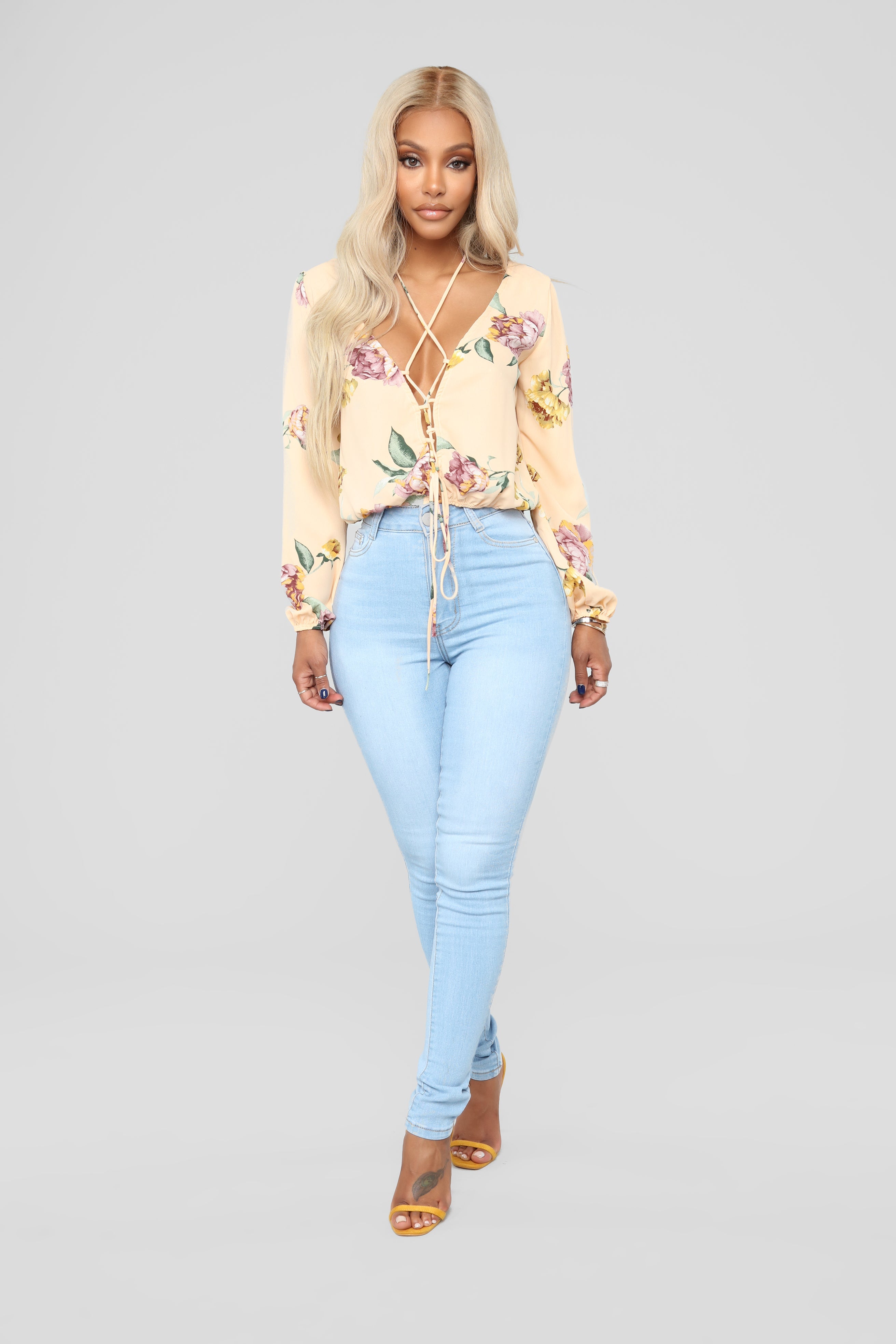 Sedona High Rise Skinny Jean - Light Blue Wash Ins Street