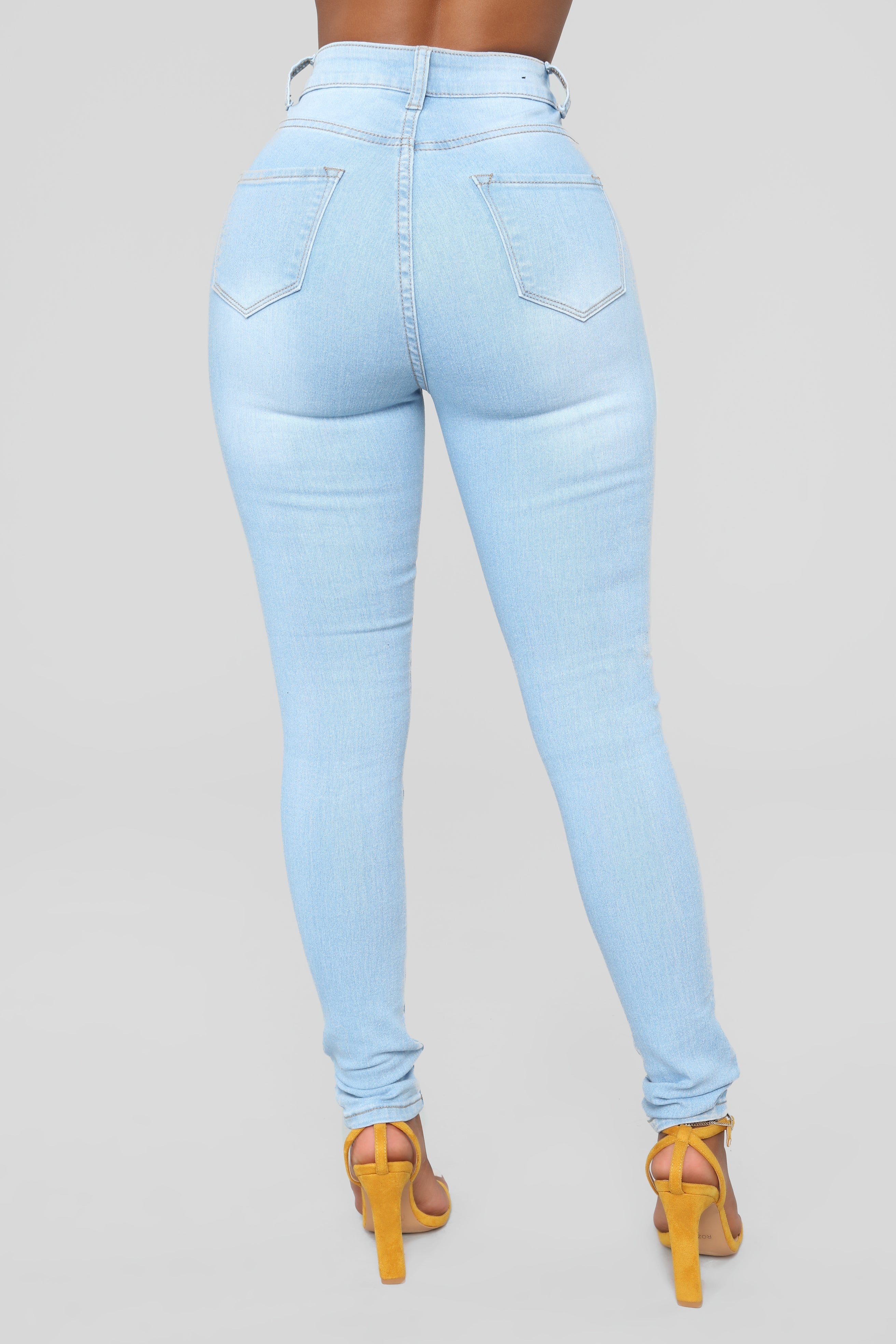 Sedona High Rise Skinny Jean - Light Blue Wash Ins Street