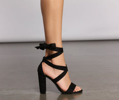 So Fab Wrap-Around Block Heels Ins Street