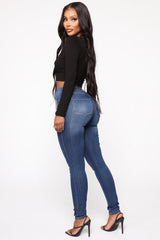 Curve Your Ways Skinny Jeans - Medium Blue Wash Ins Street
