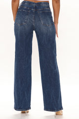 Classic High Rise Wide Leg Jeans - Dark Wash Ins Street