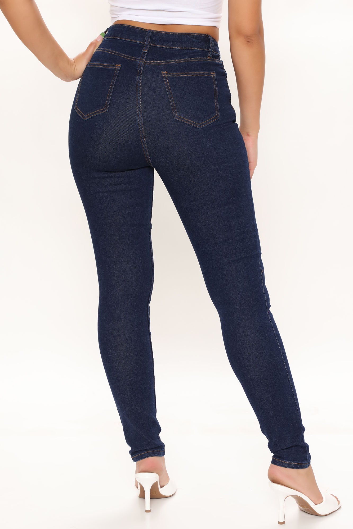 Supernatural Vibes Stretch Skinny Jeans - Dark Wash Ins Street