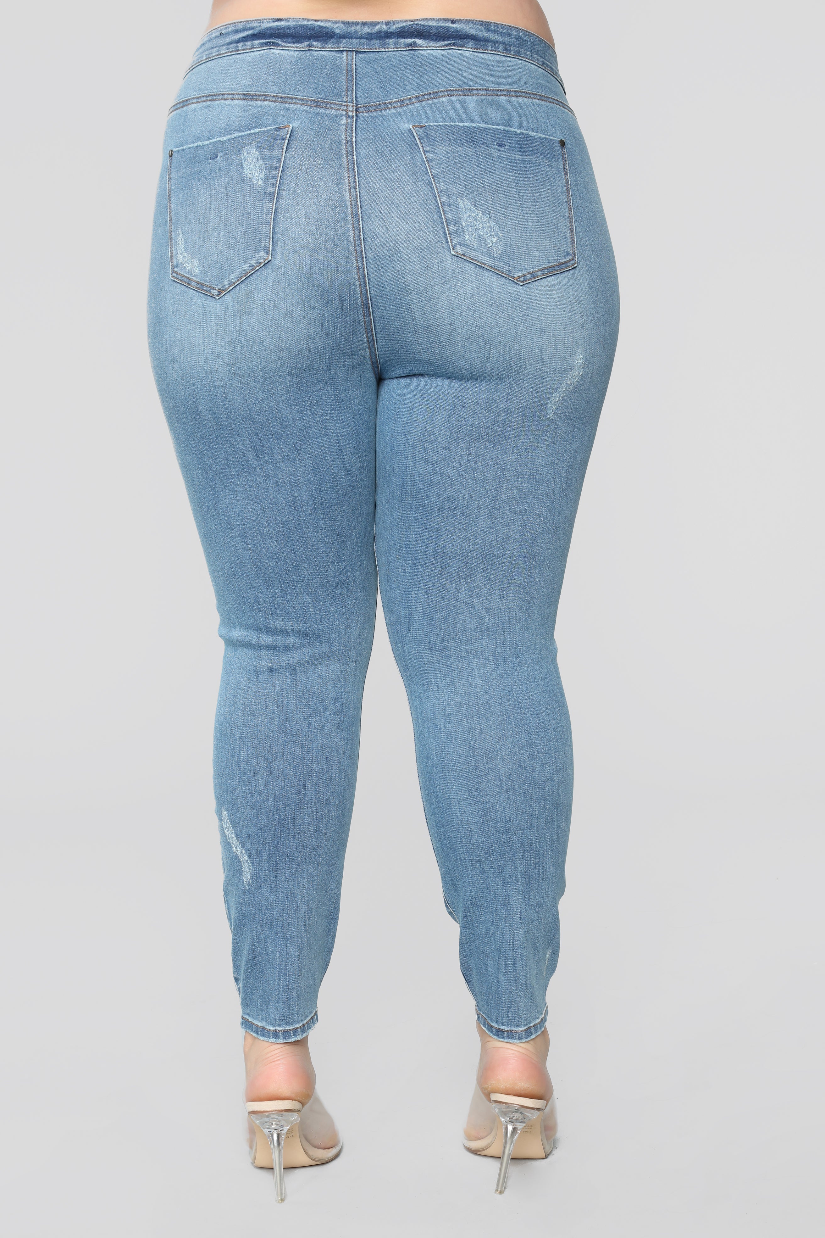 Caitlin High Rise Distressed Jeans - Medium Blue Wash Ins Street
