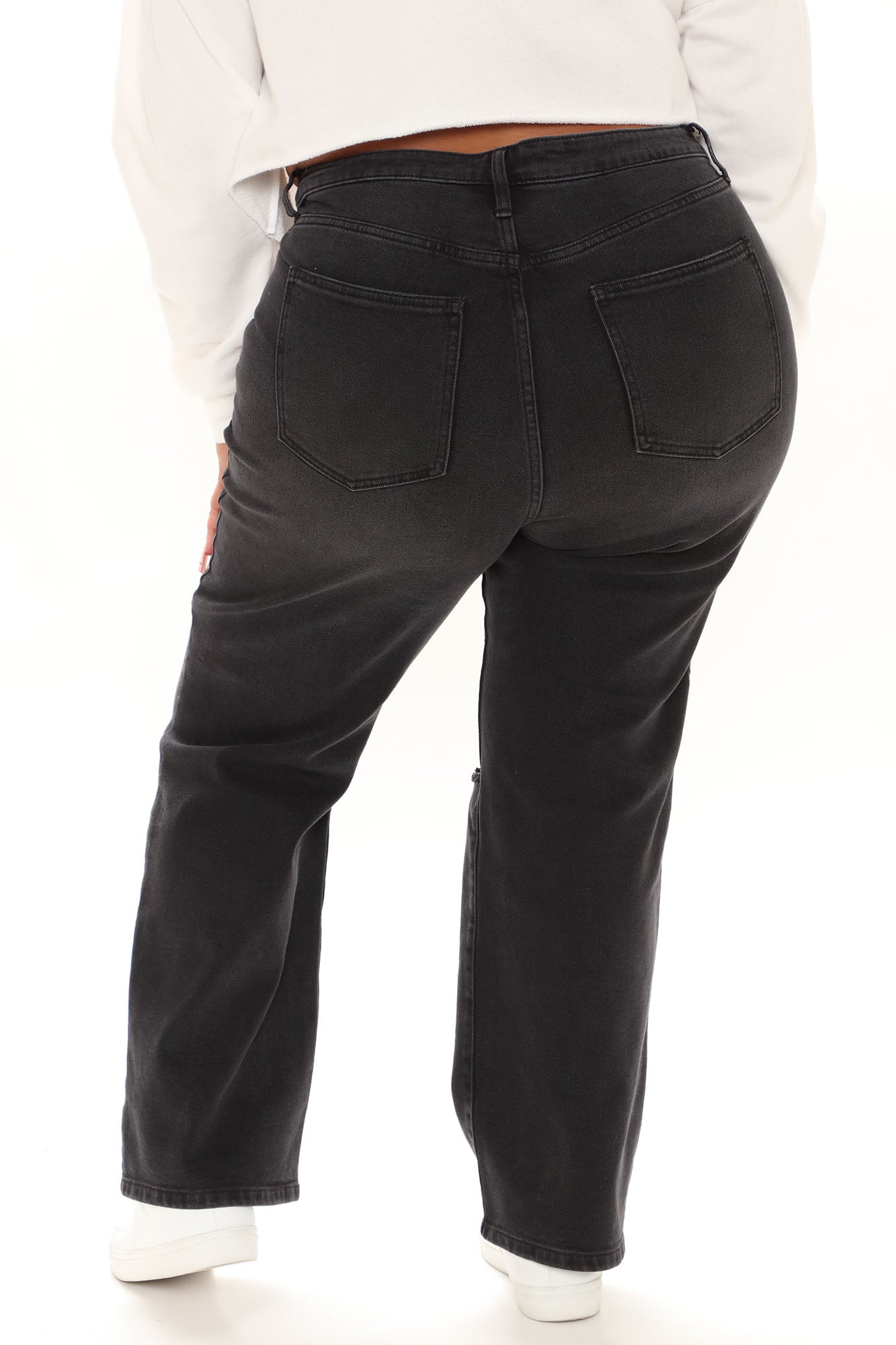 Cara Stretch Straight Leg Jeans - Black Ins Street