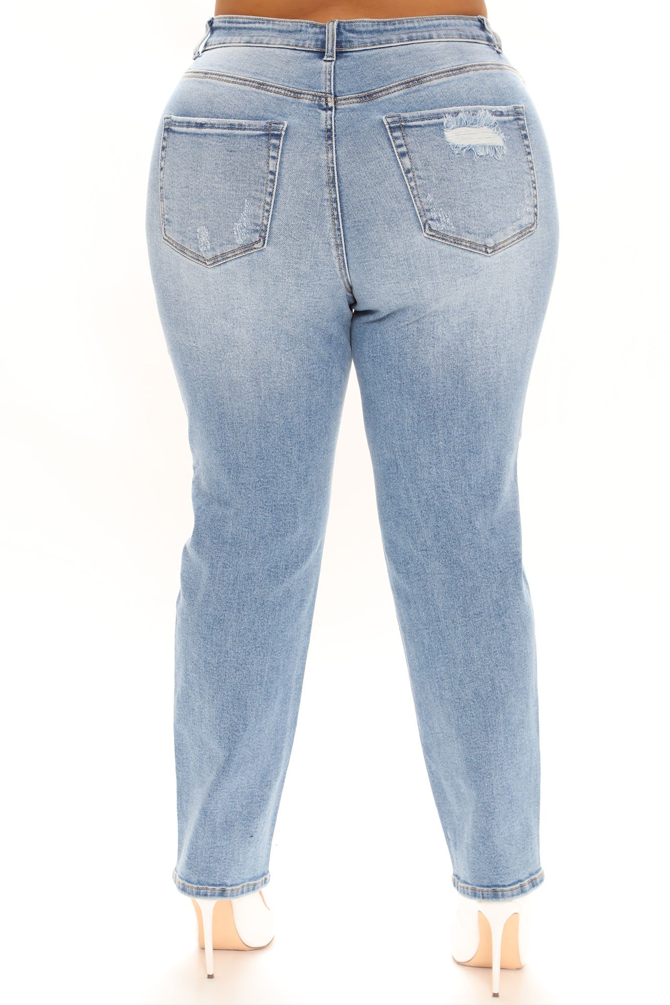 Still Got It Straight Leg Jeans - Light Blue Wash Ins Street