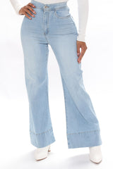 Fifth Avenue Stretch Wide Leg Trouser Jeans Shorter Length - Light Blue Wash Ins Street
