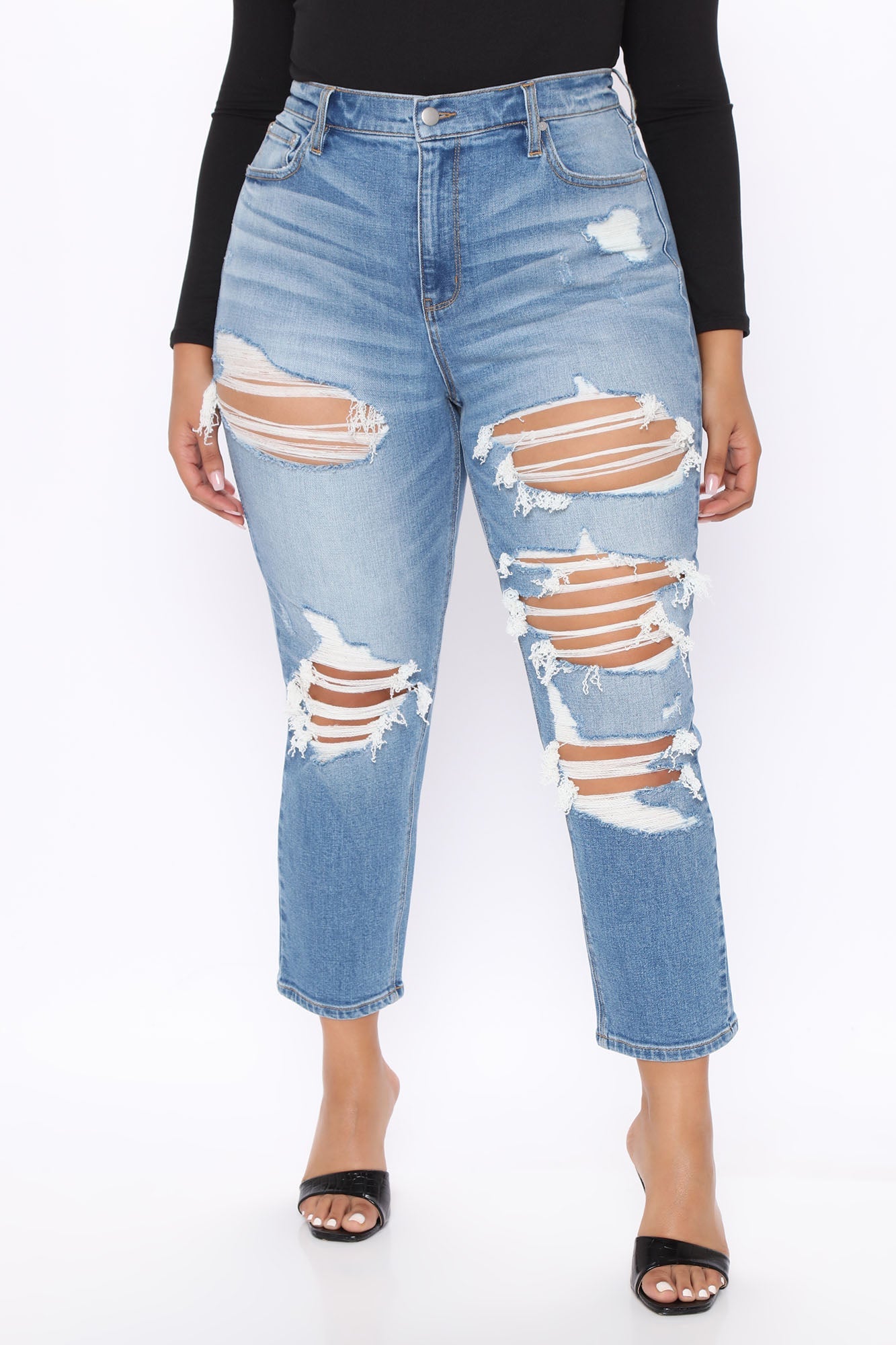 A Real Life Dream High Rise Jeans - Medium Blue Wash Ins Street