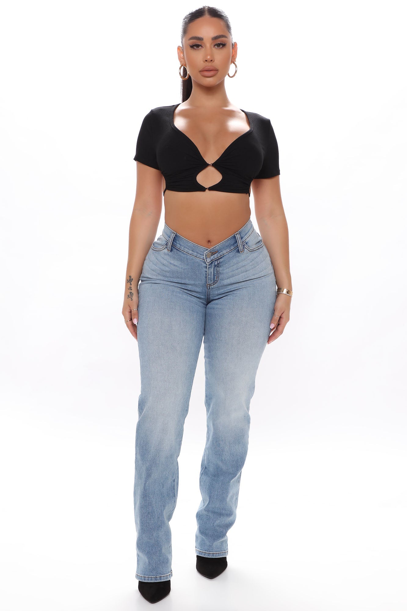 V Nice To Meet You Straight Leg Jeans - Light Blue Wash Ins Street