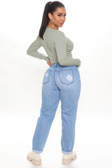 Keeping Secrets Non Stretch Ripped Boyfriend Jeans - Light Blue Wash Ins Street