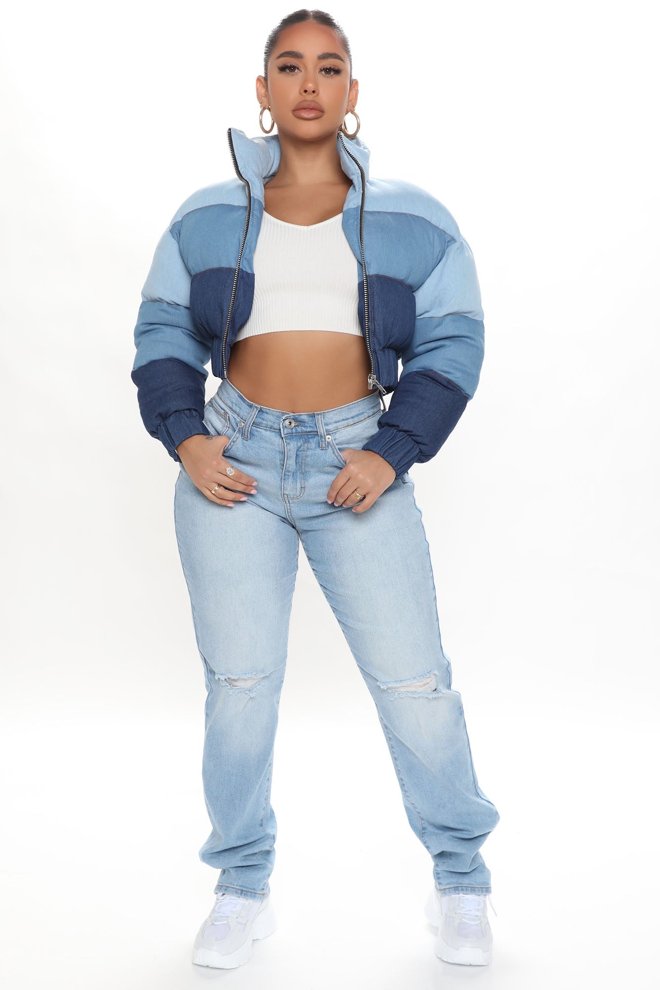 Always The Hero Ripped Dad Jeans - Light Blue Wash Ins Street