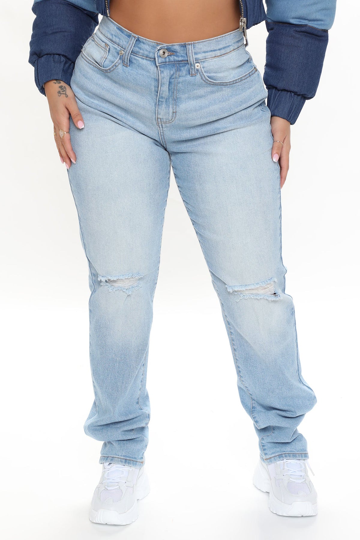 Always The Hero Ripped Dad Jeans - Light Blue Wash Ins Street