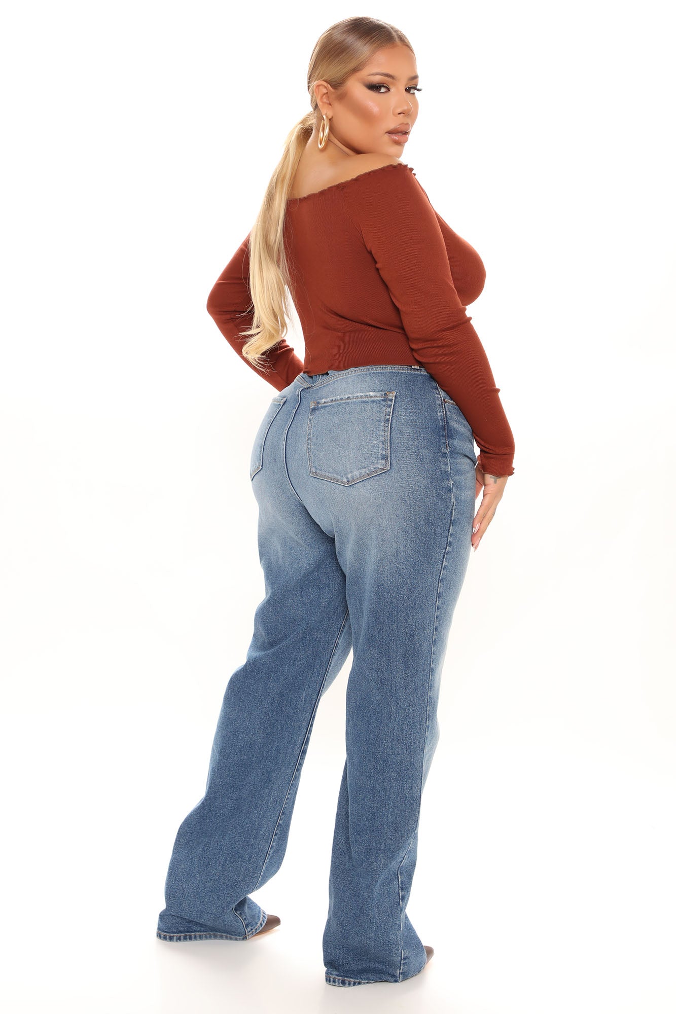 Can't You Relax Straight Leg Jeans - Medium Blue Wash Ins Street