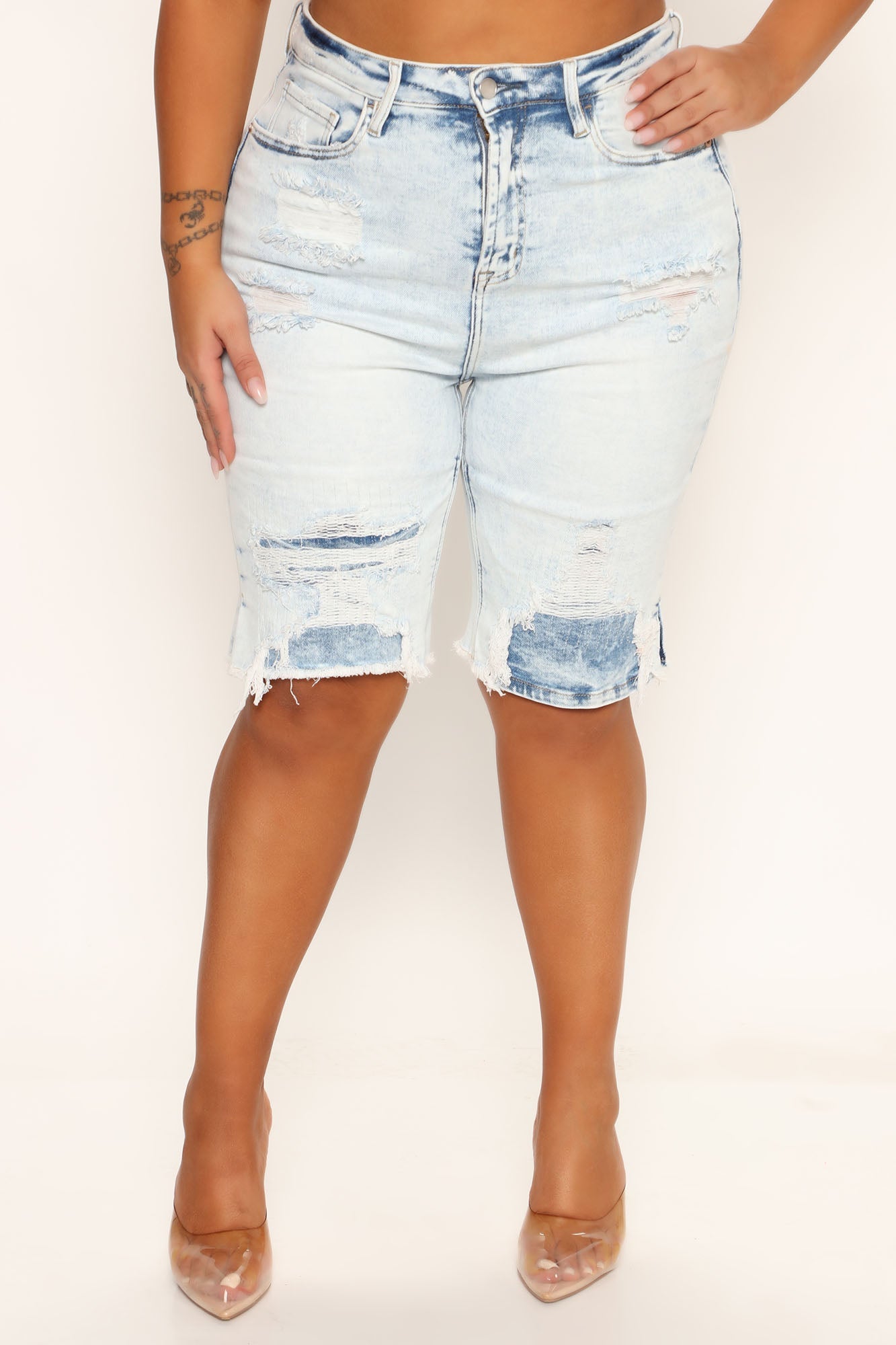 Girls Got It All Distressed Denim Bermudas - Light Blue Wash Ins Street