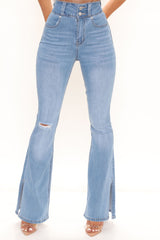 That's Hot Sculpting Split Hem Flare Jeans - Light Blue Wash Ins Street