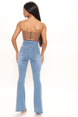 That's Hot Sculpting Split Hem Flare Jeans - Light Blue Wash Ins Street