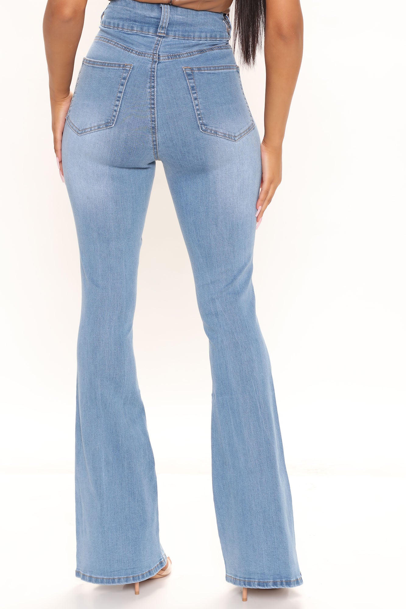That's Hot Sculpting Split Hem Flare Jeans - Light Blue Wash Ins Street