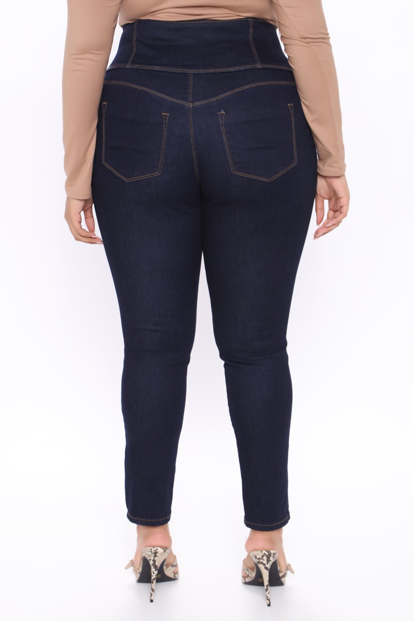 Shut It Down Skinny Jeans - Dark Wash Ins Street