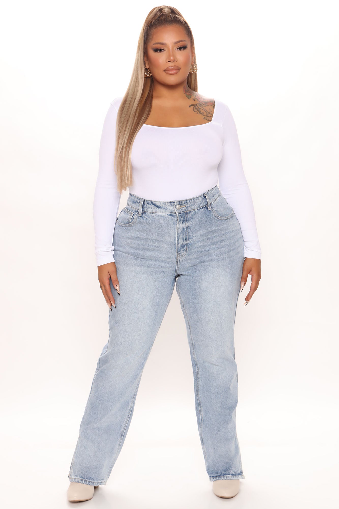 Chase The Dream Slit Straight Leg Jeans - Light Blue Wash Ins Street