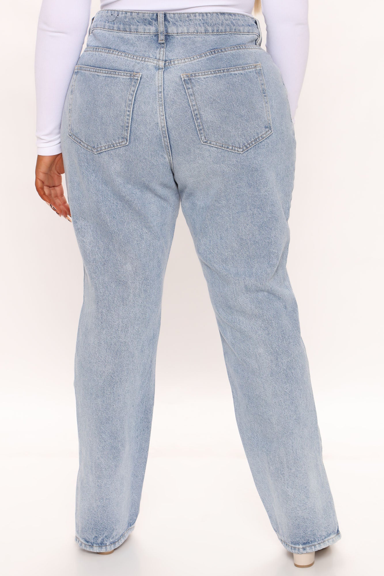 Chase The Dream Slit Straight Leg Jeans - Light Blue Wash Ins Street