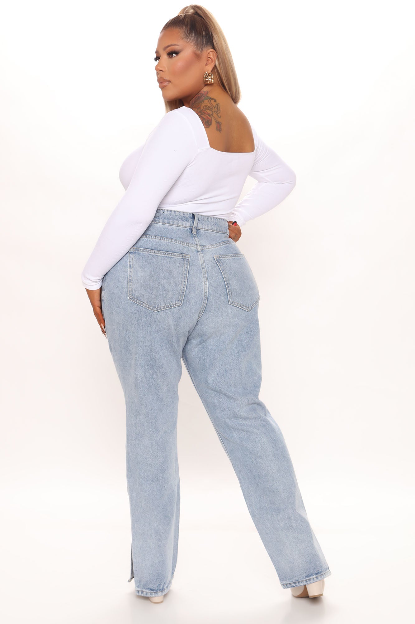 Chase The Dream Slit Straight Leg Jeans - Light Blue Wash Ins Street