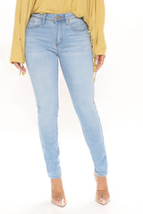 L.A. Sunshine Skinny Jeans - Light Blue Wash Ins Street