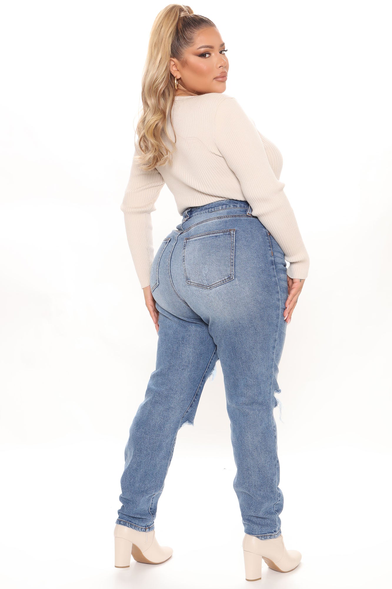 A Role Model Slim Fit Mom Jeans - Medium Blue Wash Ins Street