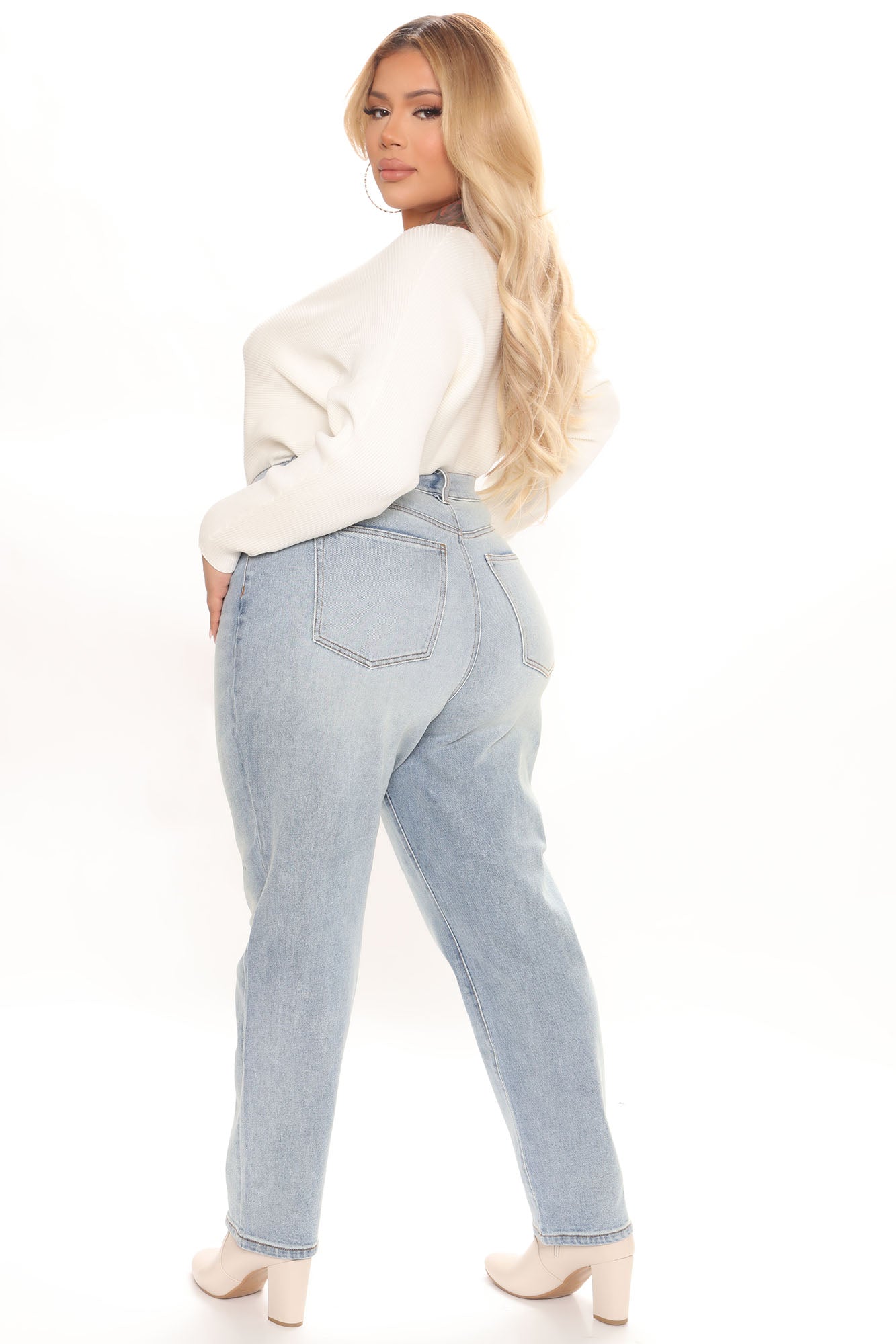 Classic Tapered Mom Jeans - Medium Blue Wash Ins Street