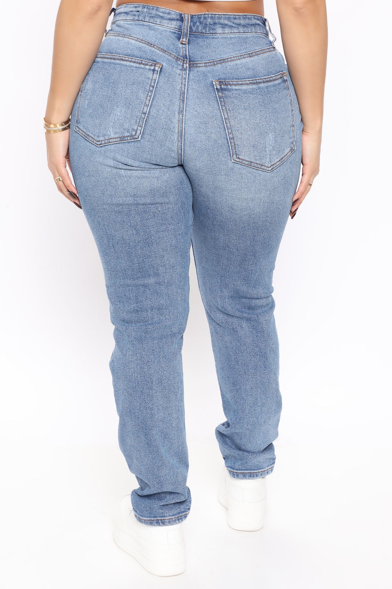 A Role Model Slim Fit Mom Jeans - Medium Blue Wash Ins Street