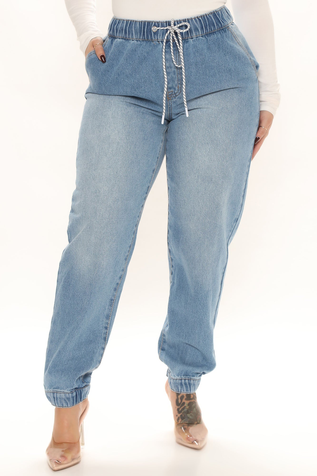 Chill Girl Relaxed Denim Joggers - Light Blue Wash Ins Street