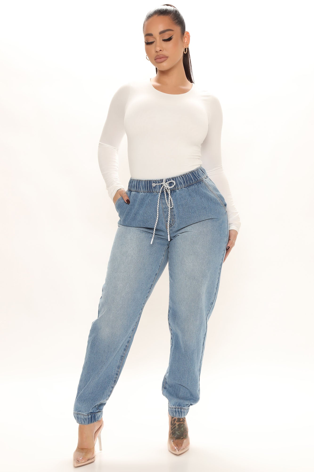 Chill Girl Relaxed Denim Joggers - Light Blue Wash Ins Street