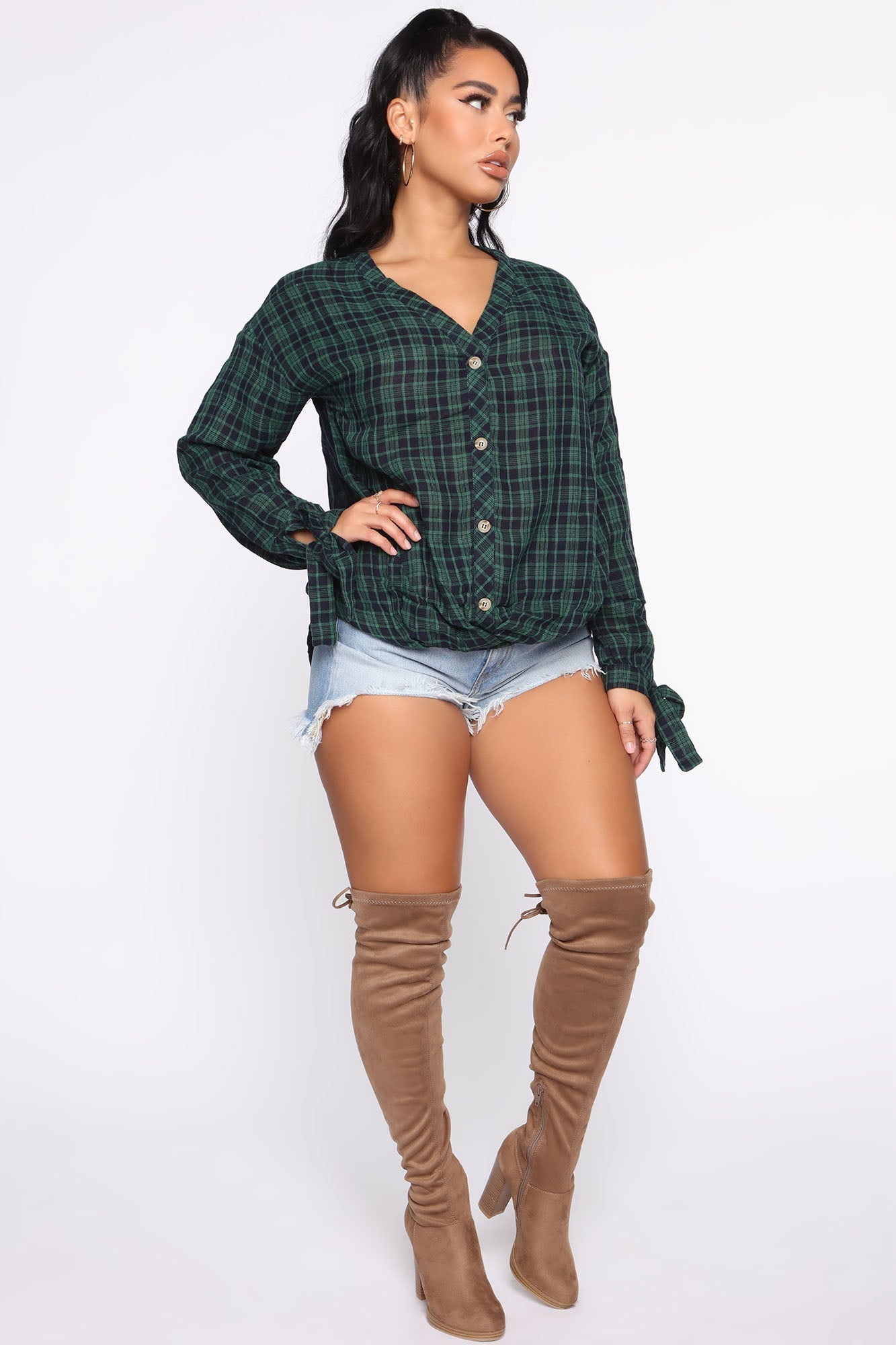 Hot Shot High Rise Denim Shorts - Light Wash Ins Street