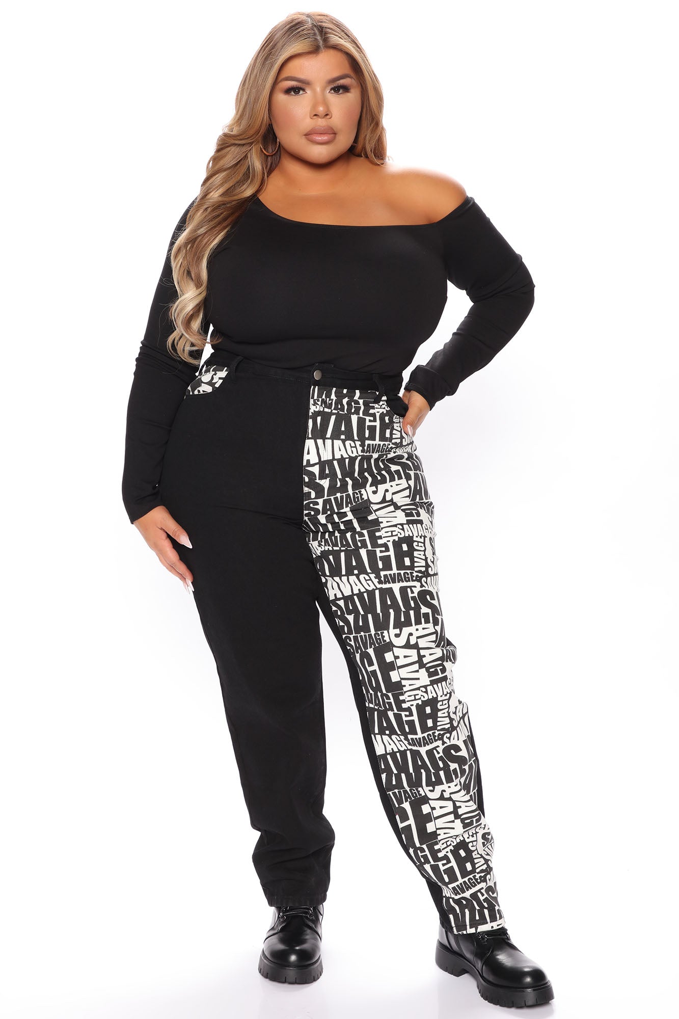 She's A Savage Mom Jeans - Black Ins Street
