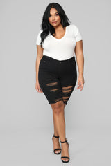 Playing It Cool Denim Bermudas - Black Ins Street
