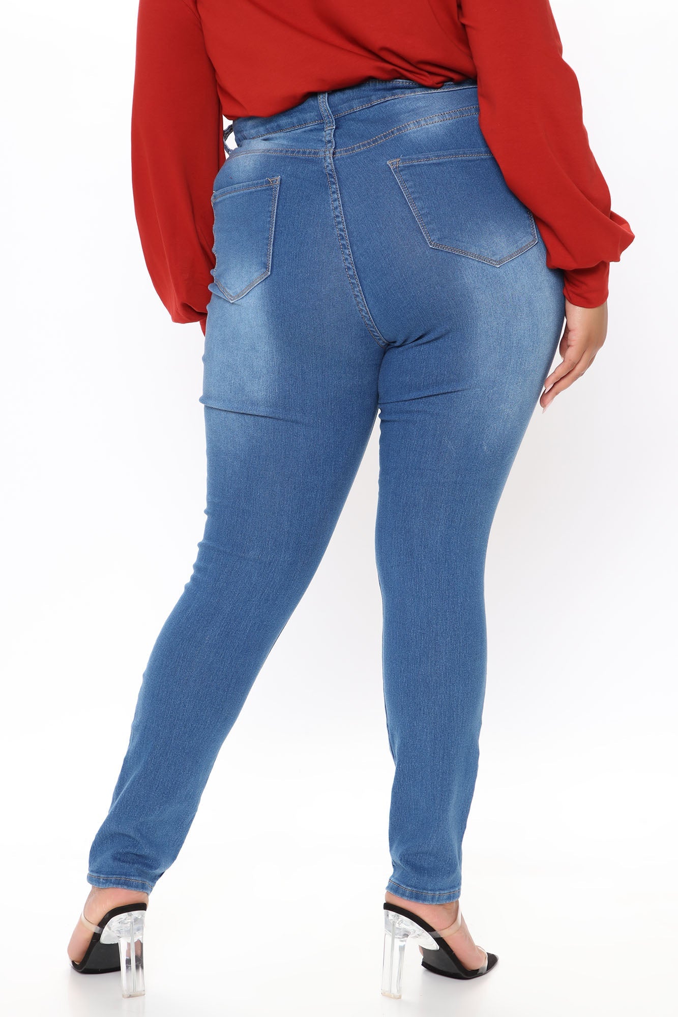 Averie Mid Rise Skinny Jeans - Medium Wash Ins Street