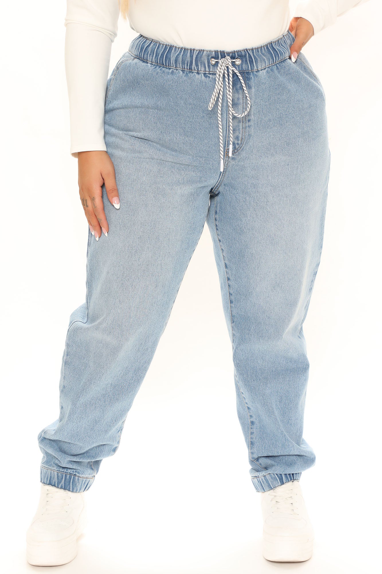 Chill Girl Relaxed Denim Joggers - Light Blue Wash Ins Street
