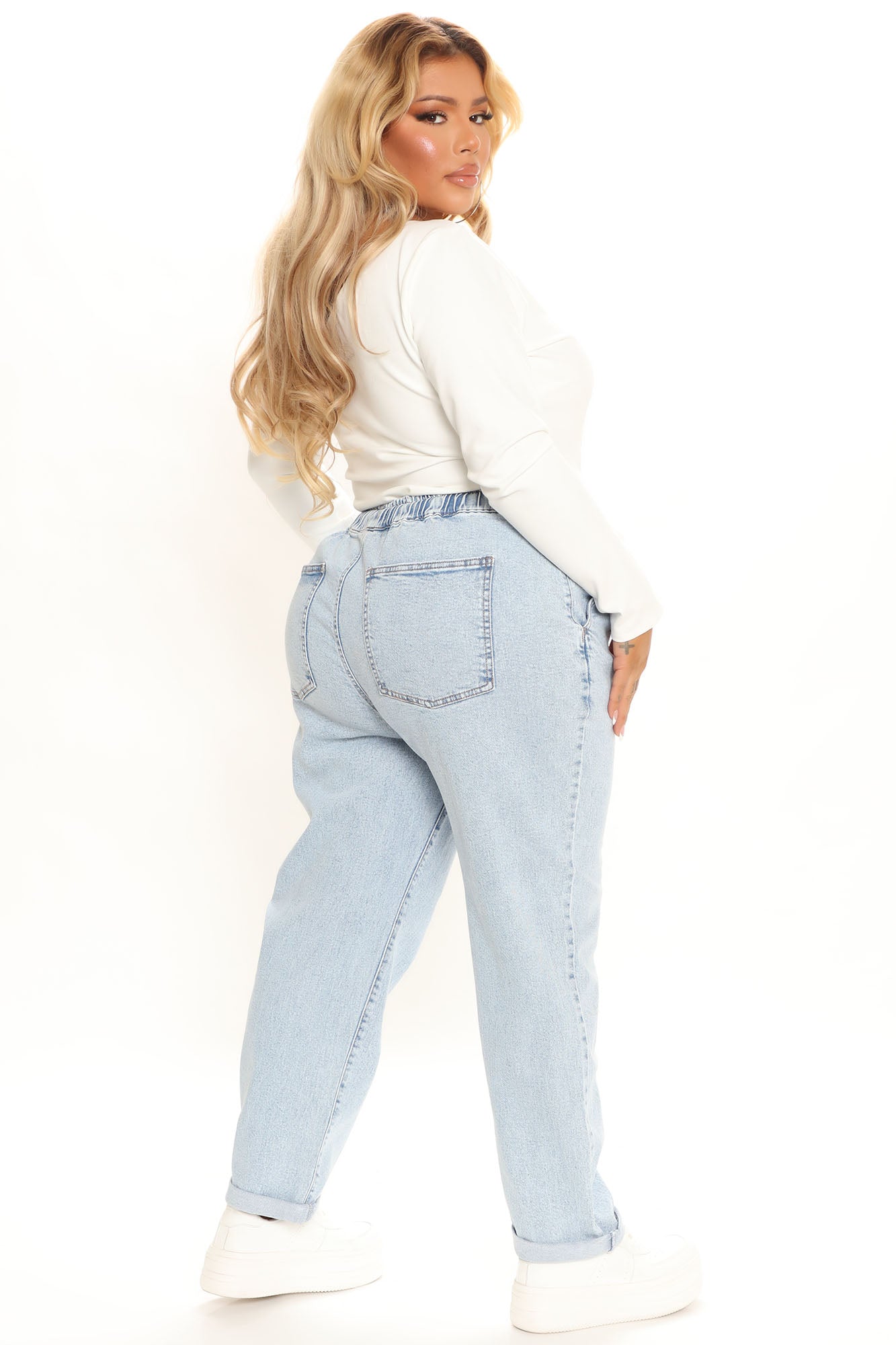 Straight Away Jogger Jeans - Light Blue Wash Ins Street