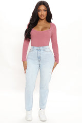 Know It All Non Stretch Mom Jeans - Light Blue Wash Ins Street