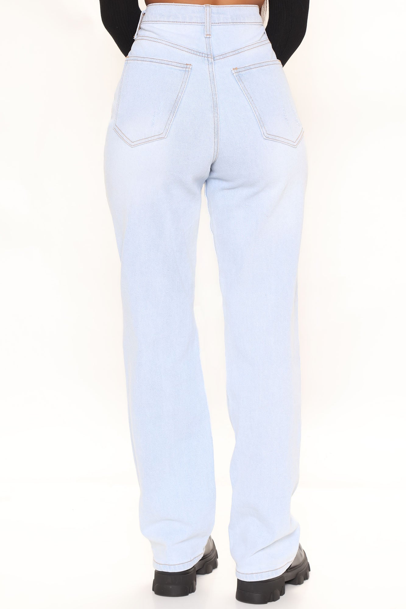 Follow My Lead Straight Leg Jeans - Light Blue Wash Ins Street