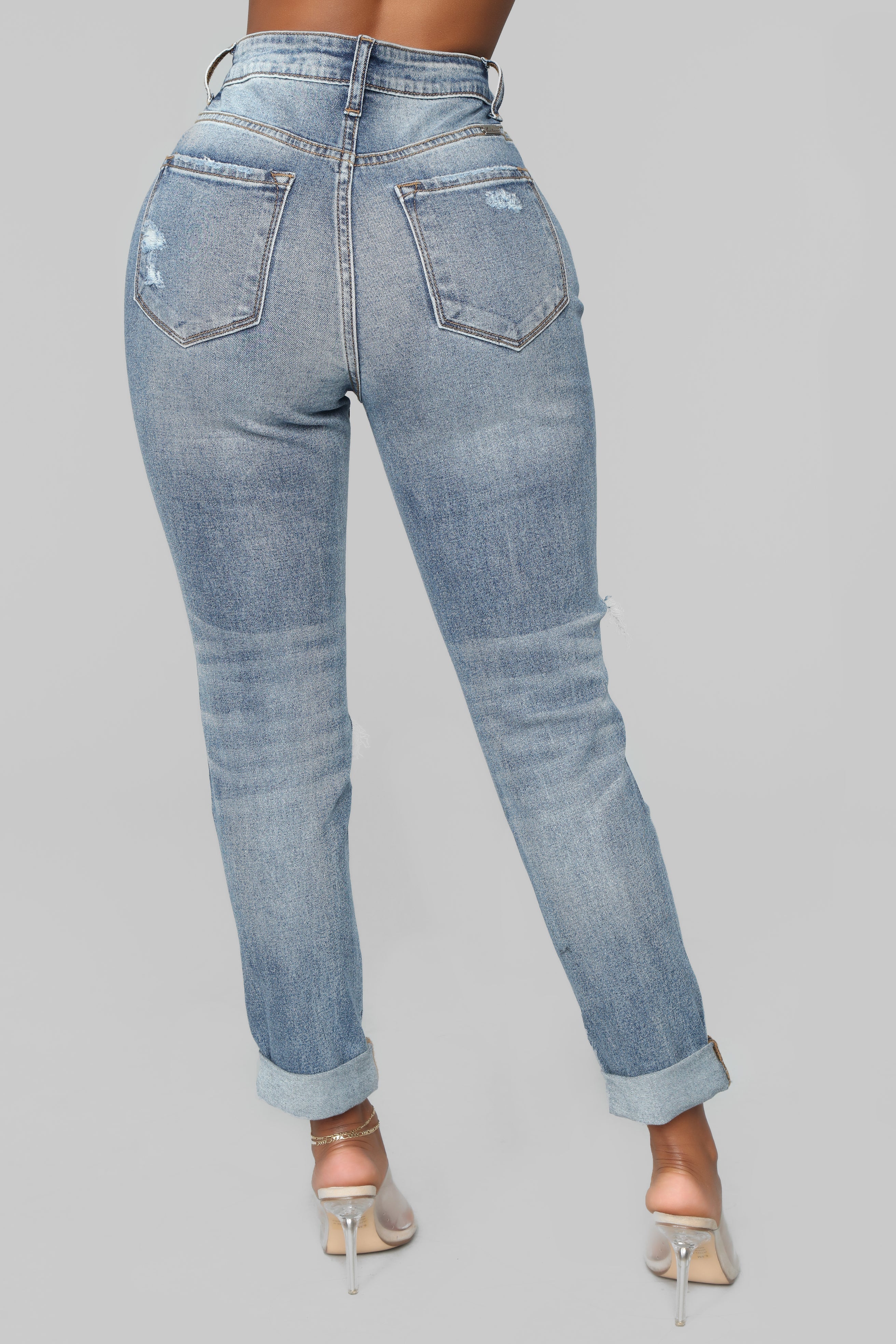 Teisha Distressed Boyfriend Jeans - Medium Blue Wash Ins Street